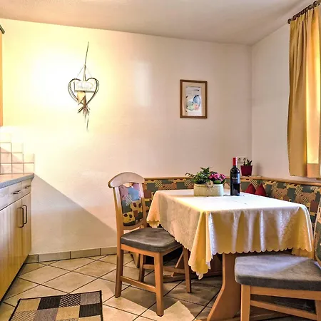 Διαμέρισμα Lueg Ins Land By Interhome
