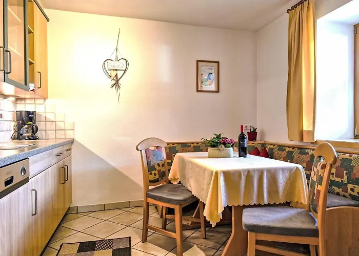 Διαμέρισμα Lueg Ins Land By Interhome