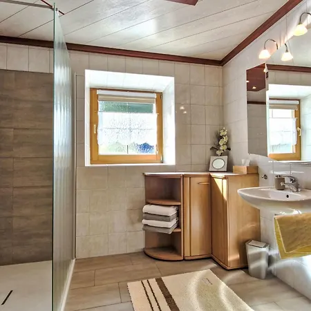 Lueg Ins Land By Interhome Apartament